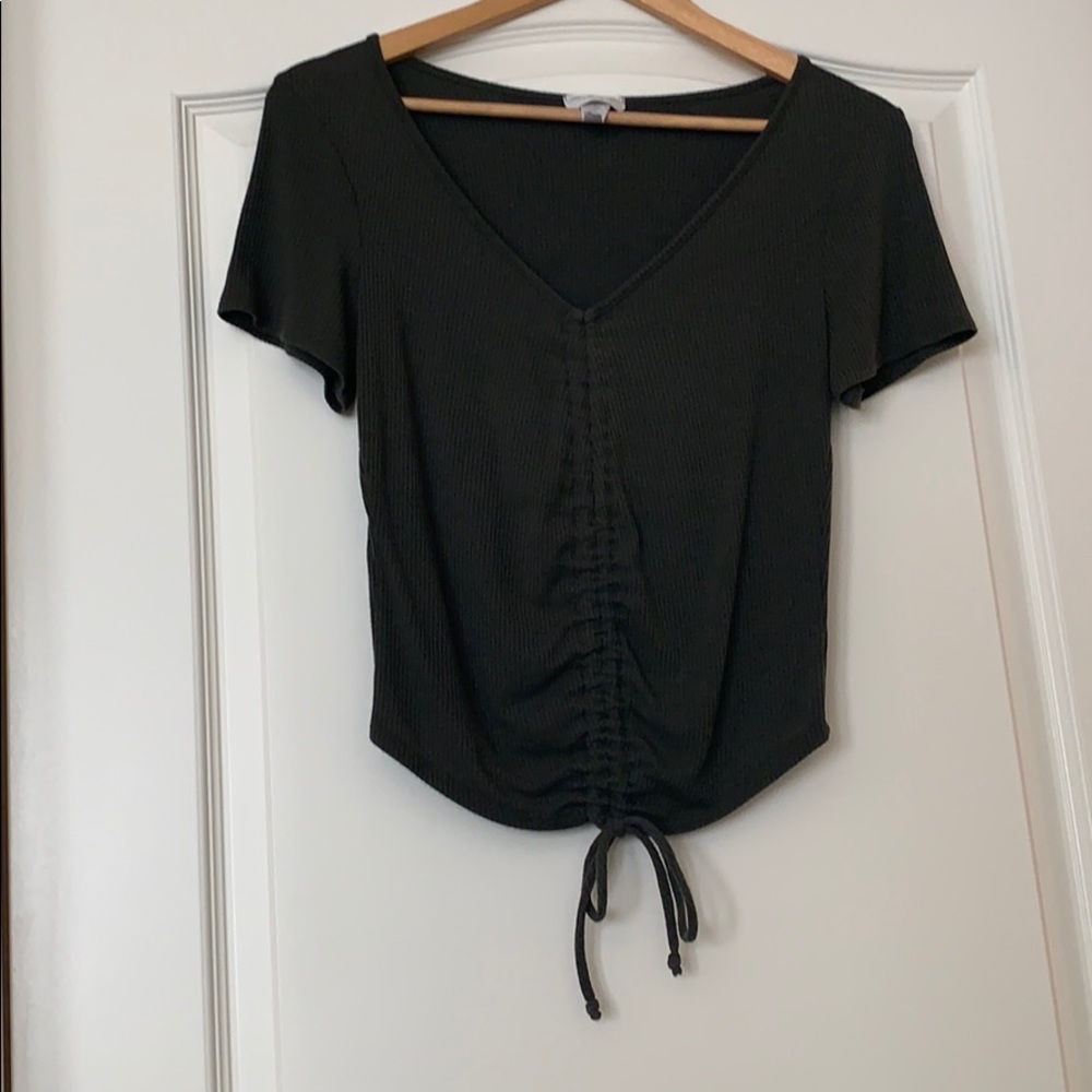 cropped shirt